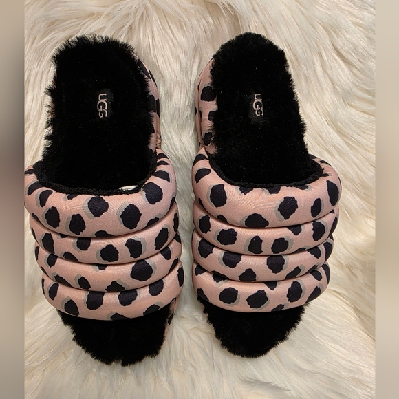 UGG Women's Leopard Print Slippers - Picture 1 of 4